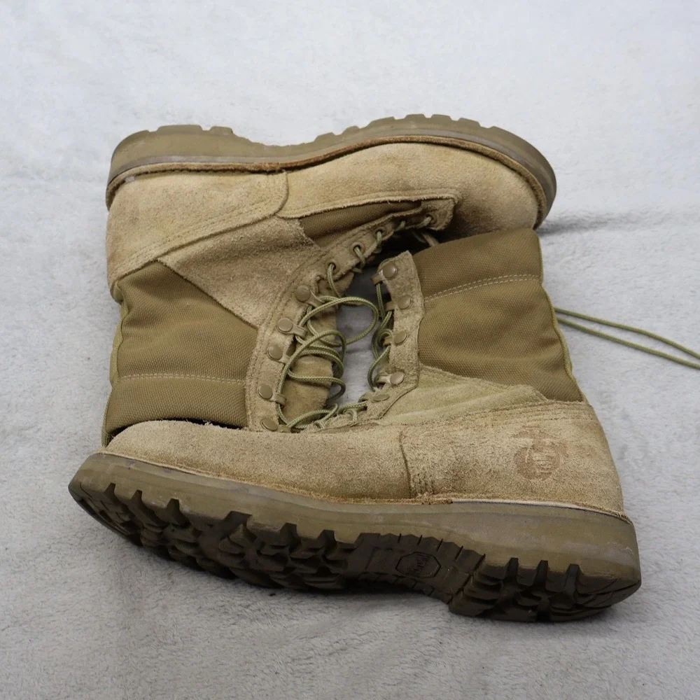 Danner Men 9.5D Combat Boots Brown Temperate Goretex USMC Vibram USA Made 26025